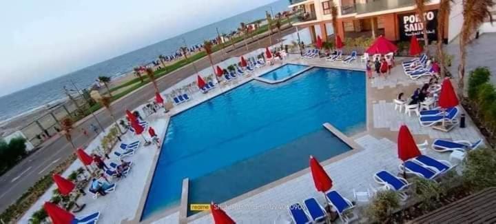 شاليه فندقي أرضي بحديقه خاصه في منتجع بورتوسعيد 'Ezbet Shalabi el-Rudi Kültér fotó